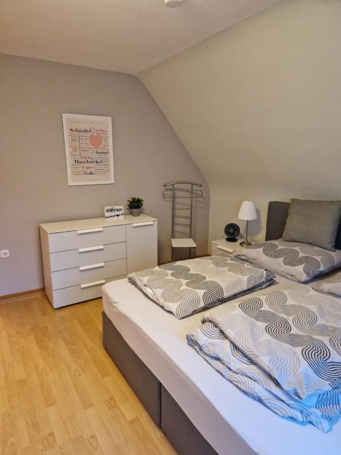 Ruhrpottbude - Private Ferienwohnung Im Herzen Des Ruhrgebiets Bochum Eksteriør bilde