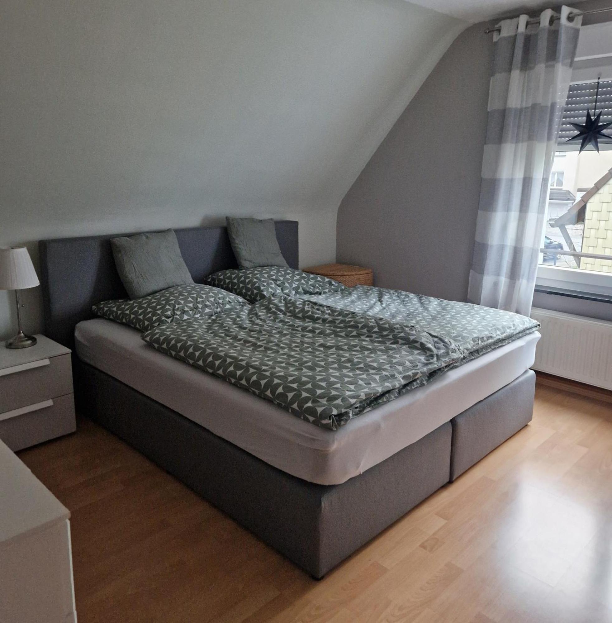 Ruhrpottbude - Private Ferienwohnung Im Herzen Des Ruhrgebiets Bochum Eksteriør bilde